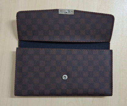 Beads Case Checked Brown